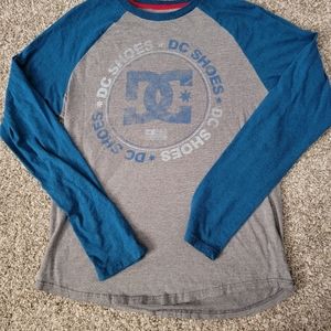 Authentic DC Shoes Shirt.  3/4 sleeve t-shirt sz Medium
